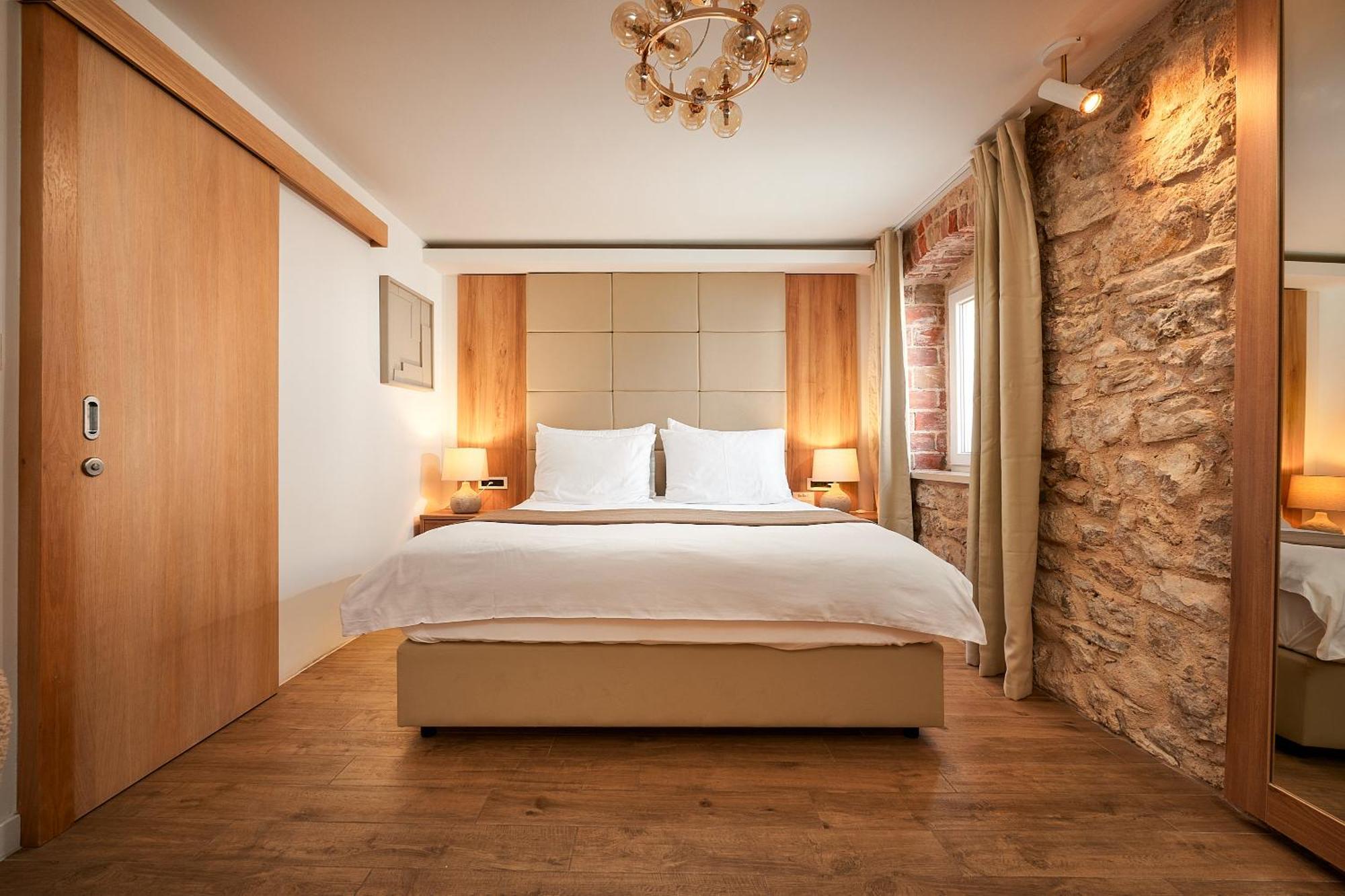Ibella Luxury Rooms Split Exterior photo